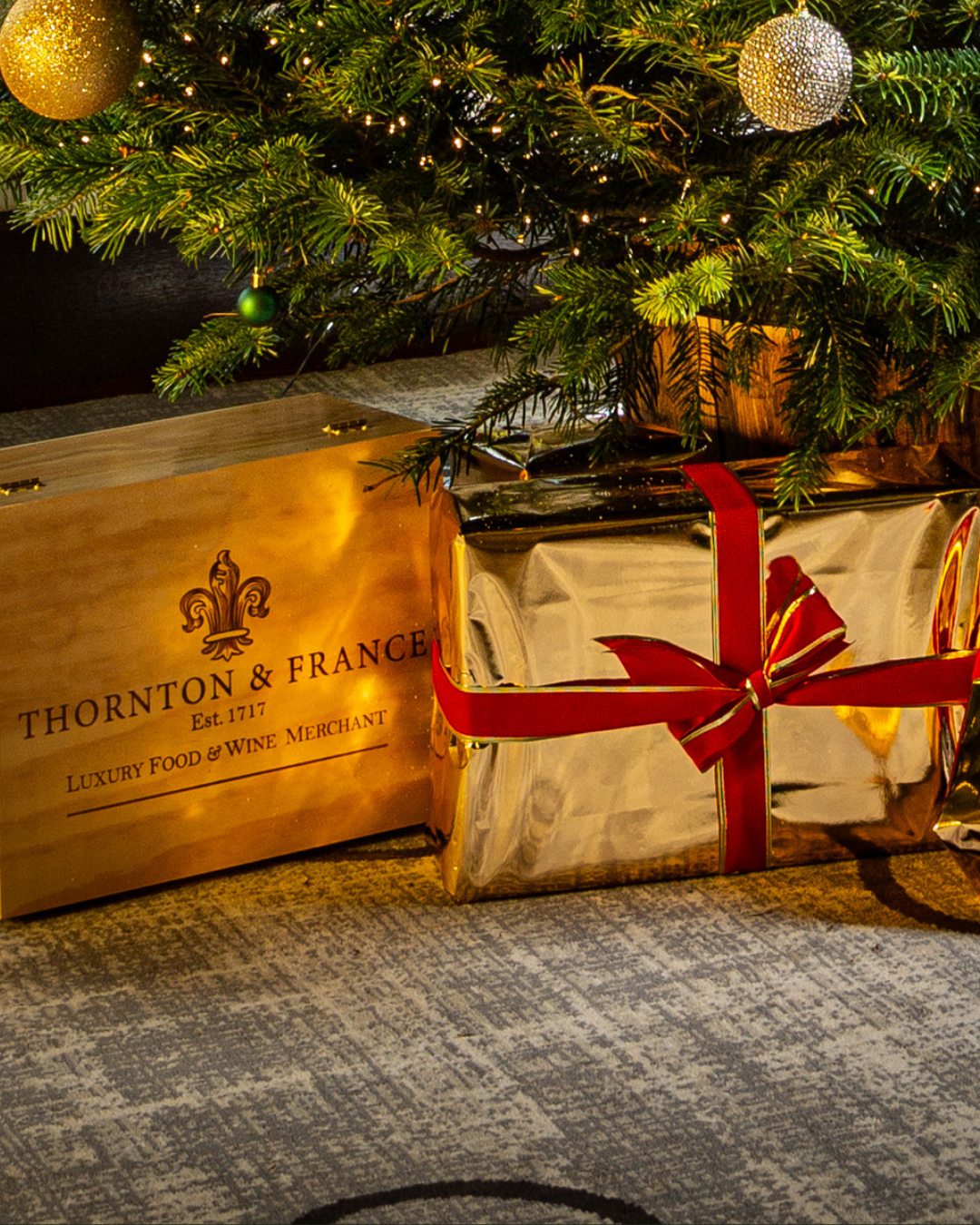 Gift Box Tree Base